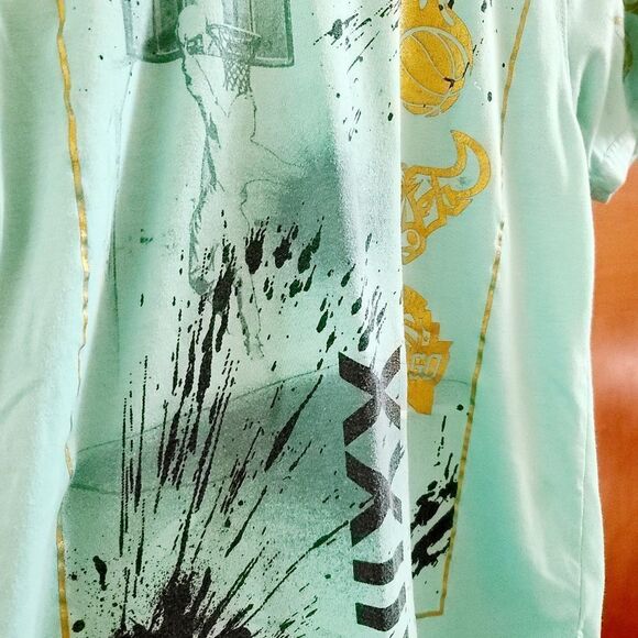 Twenty Three boys Chicago Bulls graphic basketball T-shirt - Picture 7 of 9